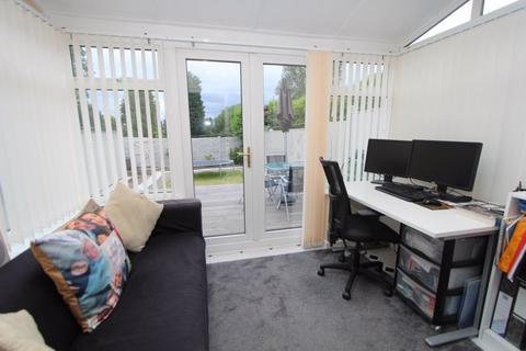 3 bedroom semi-detached house for sale, Comber Drive, Brierley Hill DY5