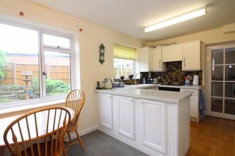 3 bedroom semi-detached house for sale, Barnett Close, Kingswinford DY6