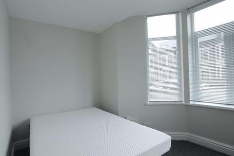 2 bedroom apartment to rent, Colum Road, Cardiff CF10
