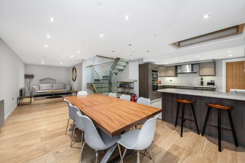 4 bedroom mews for sale, Norfolk Square Mews, Paddington, London, W2