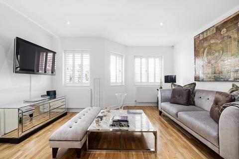 3 bedroom mews for sale, Octavia Mews, London, W9