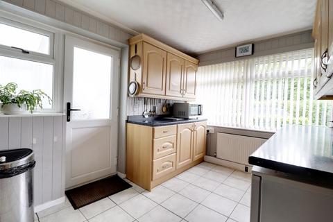 3 bedroom semi-detached house for sale, Stone Road, Stafford ST16