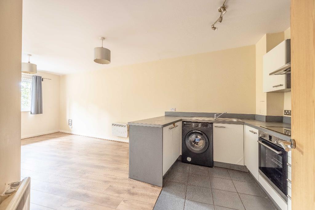 Kitchen / Living room