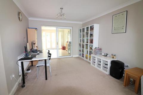 4 bedroom semi-detached house for sale, Luton LU3