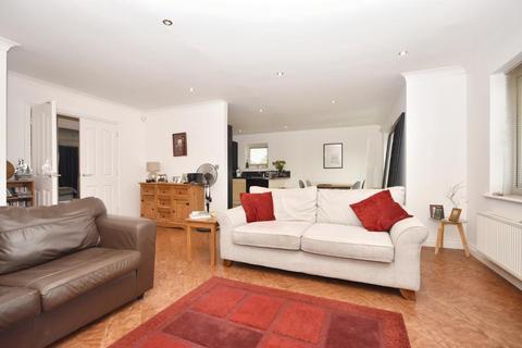 3 Dickens Court, Old Langho, Blackburn, BB6 8HT