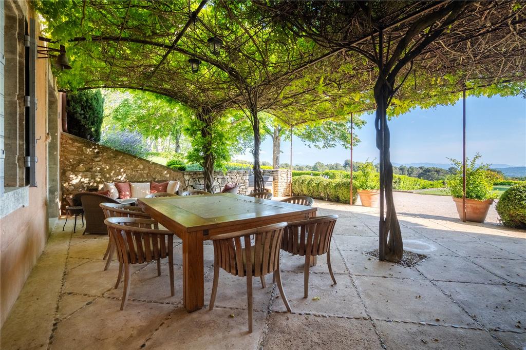 Bastide Terrace