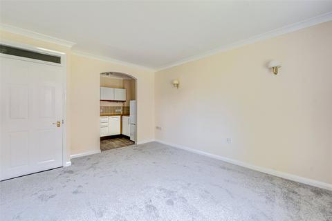 1 bedroom retirement property for sale, Birch Tree Court, Park Road, Worthing, West Sussex, BN11