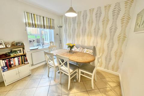 6 Connaught Drive, Thornton-cleveleys, FY5 4FT