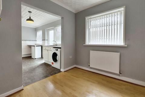 84 Delffordd, Rhos, Swansea, SA8 3EN