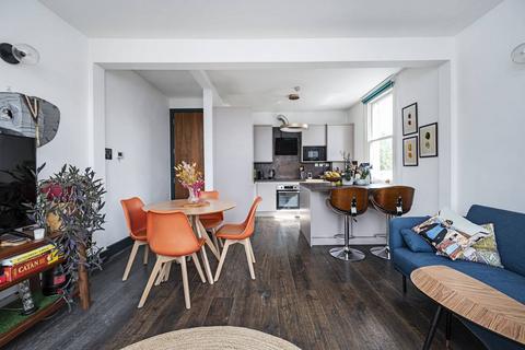 65 Squirries Street, London, E2 6AJ