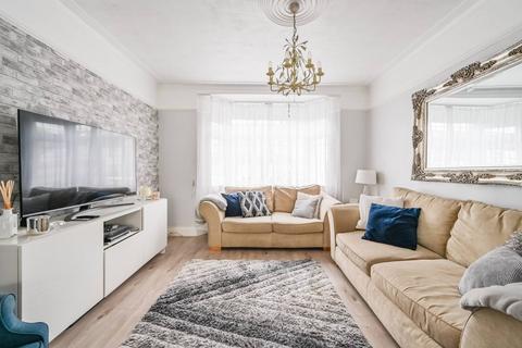 4 bedroom house for sale, Burnham Road, Chingford, London, E4