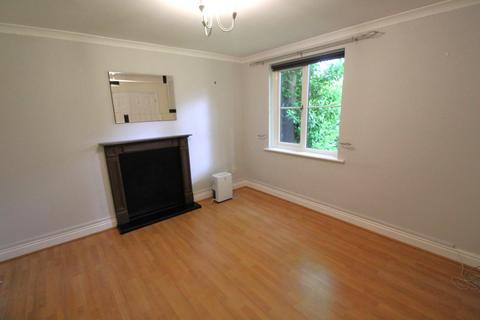 1 bedroom ground floor flat to rent, Rushdon Close, Romford, Essex, RM1