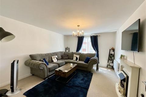 2 bedroom flat for sale, Doveholes Drive, Handsworth, Sheffield, S13 9DR