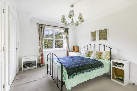 4 bedroom flat for sale, King Harry Lane, St. Albans, Hertfordshire, AL3