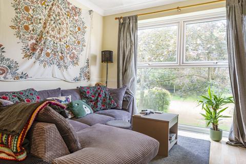 56 Northcott, Bracknell, RG12 7WR