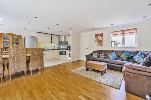 3 bedroom apartment for sale, Leaves Green, Bracknell, Berkshire