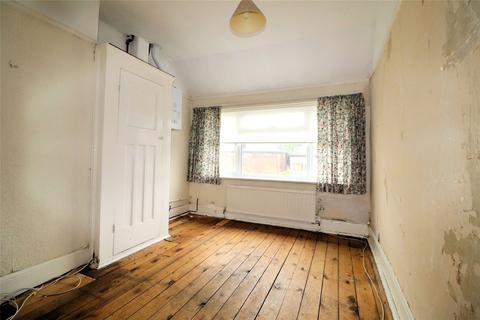 19 Collindale Avenue, Erith, DA8 1EF