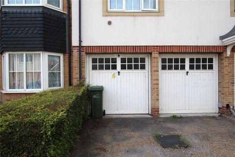 2 bedroom maisonette for sale, Waterside Close, Thamesmead, London, SE28