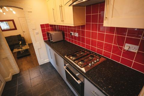 4 bedroom terraced house to rent, 5 Walton Road, Ecclesall