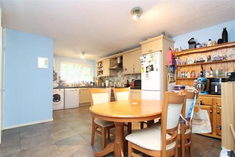 32 Calvards Croft, Greenleys, Milton Keynes, MK12 6AP