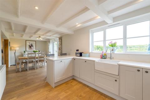 4 bedroom detached house for sale, Chapel Cottage, Duke Street, Hintlesham