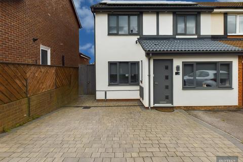 4 bedroom semi-detached house for sale, Cam Mead, Thristley Wood Sunderland