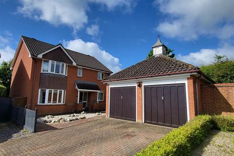 4 bedroom detached house for sale, Saffron Meadow, Standon