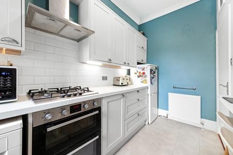 2 bedroom flat for sale, Baring Road, Grove Park, London