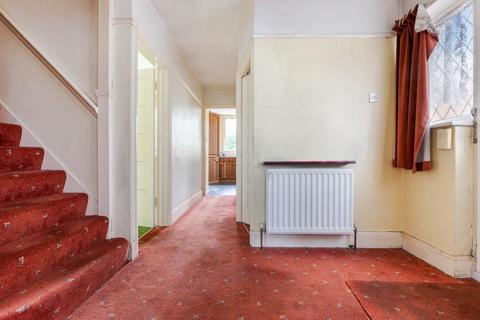 39 Gayfere Road, Stoneleigh, Epsom, KT17 2JY