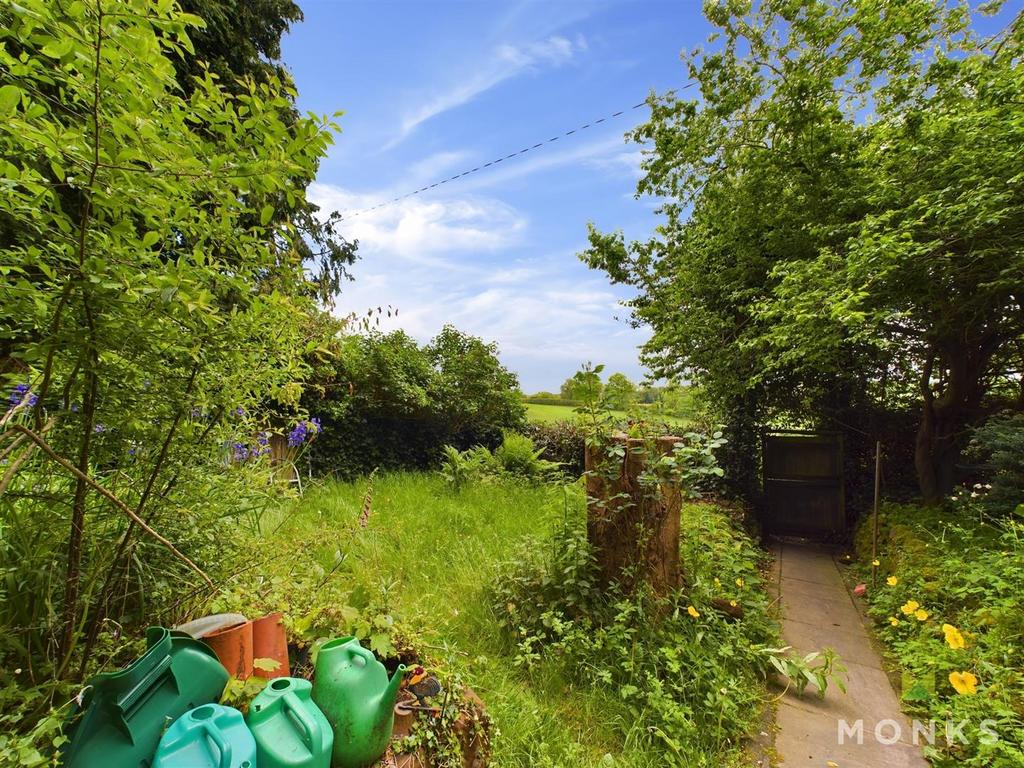 CAM01520 G0-PR0020-STILL019.jpg