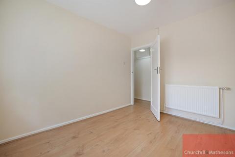 2 bedroom house to rent, Haydon Close, London, NW10 0NS