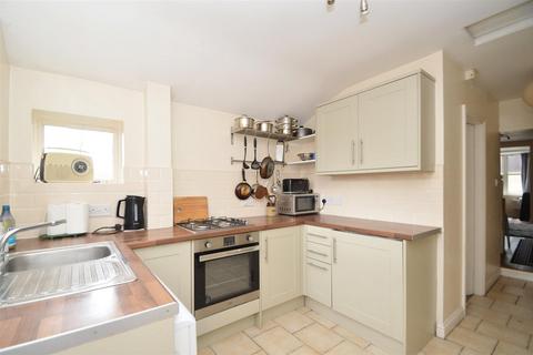 2 bedroom terraced house for sale, Hereford Road, Shrewsbury