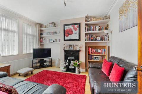 2 bedroom end of terrace house for sale, Stanley Road, Hounslow