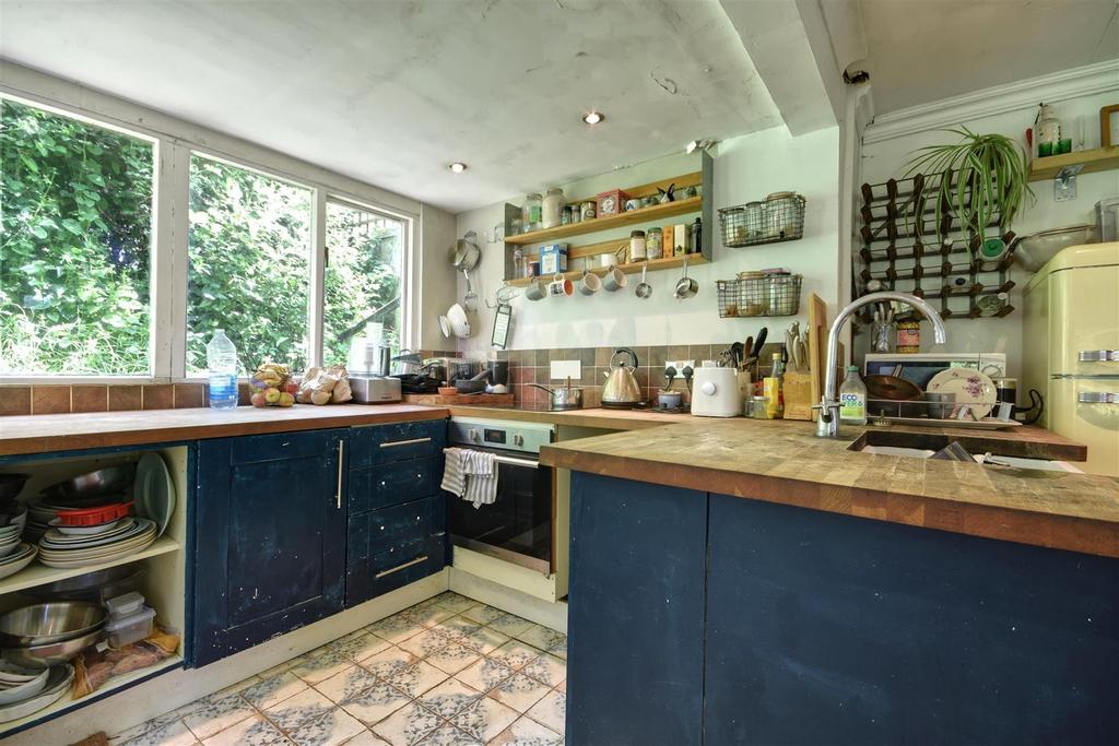 Kitchen / dining room