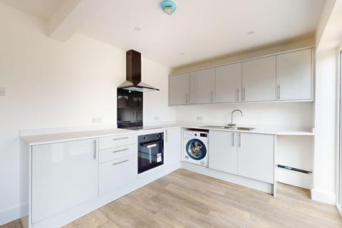 122 Marling Way, Gravesend, DA12 4RE