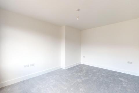 122 Marling Way, Gravesend, DA12 4RE
