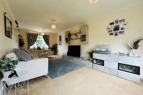 3 bedroom detached house for sale, Acland Way, Tiverton EX16