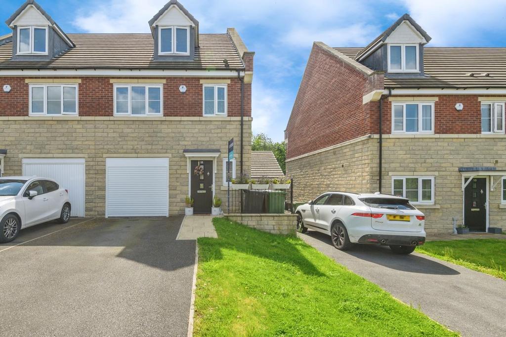 Horsforde View, Leeds 3 bed semidetached house for sale £359,995