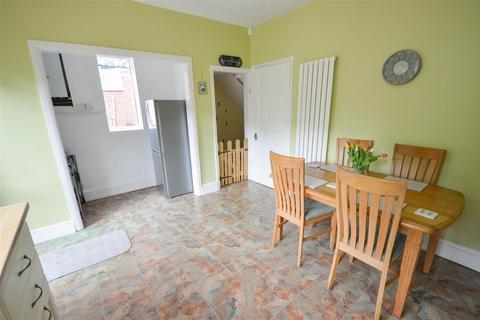 18 Briarfield Crescent, Sheffield, S12 3LB