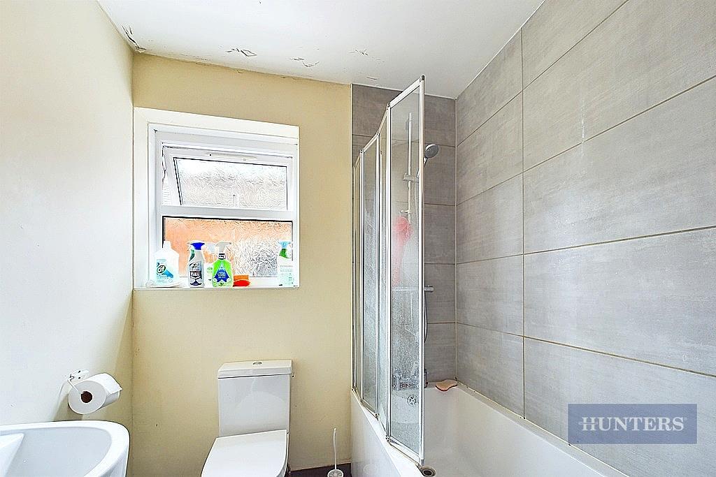 CAM01635 G0-PR0195-STILL014.jpg