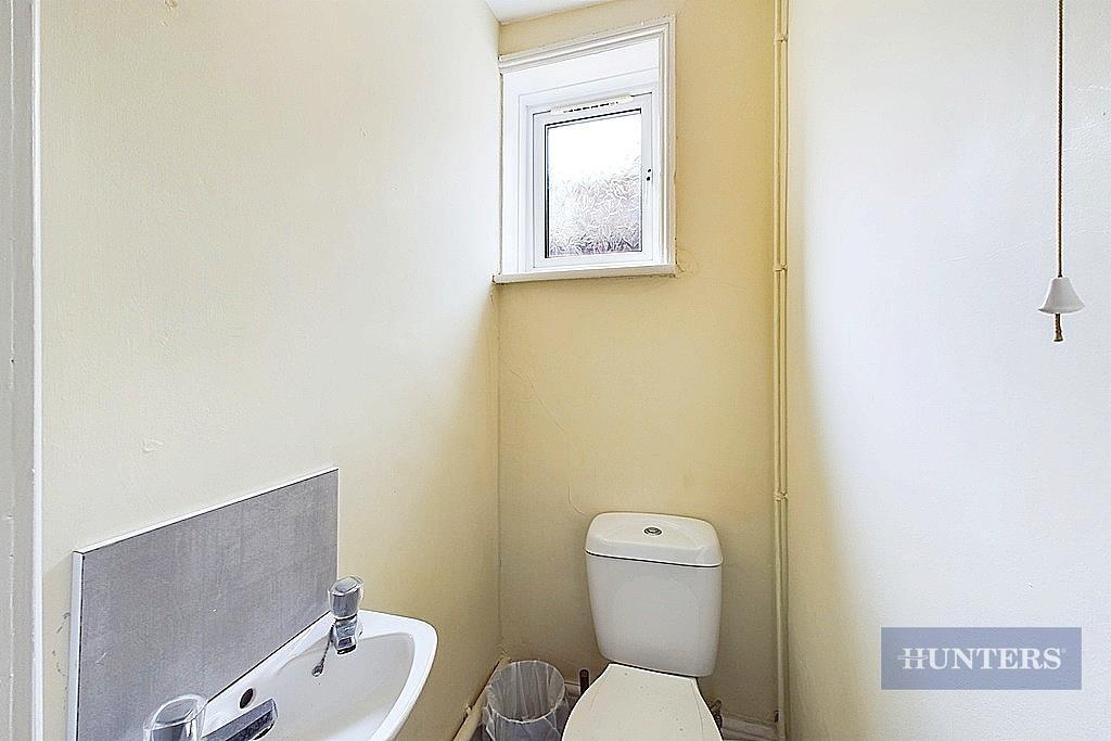 CAM01635 G0-PR0195-STILL018.jpg