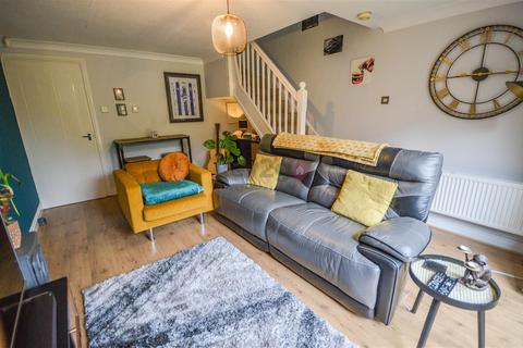 2 bedroom end of terrace house for sale, Hall Meadow Grove, Halfway, Sheffield, S20