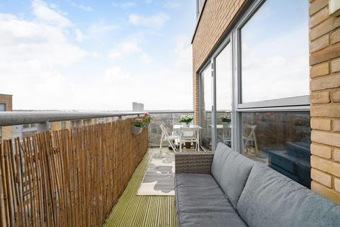 2 bedroom flat for sale, Loughborough Park, SW9