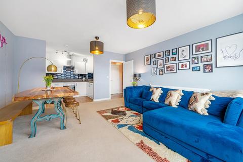 2 bedroom flat for sale, Loughborough Park, SW9
