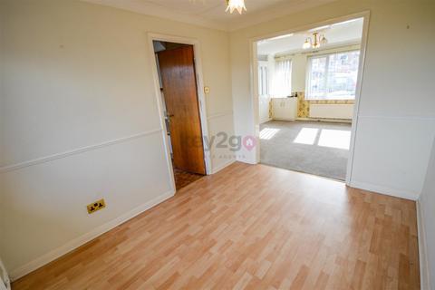 3 bedroom semi-detached house for sale, Laburnum Grove, Killamarsh, Sheffield, S21