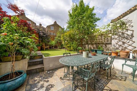 4 bedroom house for sale, Leander Road, SW2