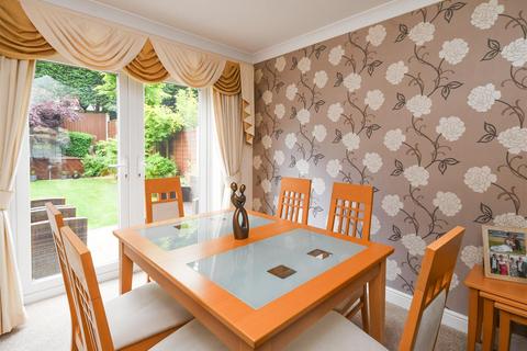 3 bedroom detached house for sale, 17 Cherrydale Court, Milking Bank