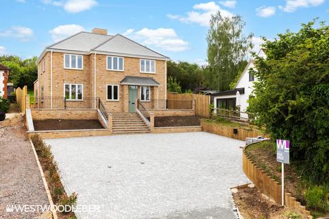 4 bedroom detached house for sale, High Road, Waterford Hertford SG14
