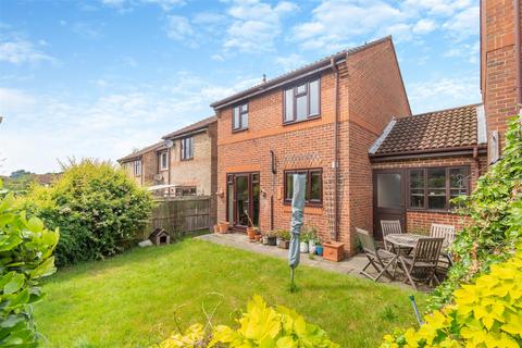 3 bedroom link detached house for sale, Willowmead, Leybourne, West Malling