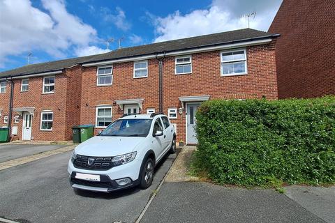 3 bedroom semi-detached house for sale, Hollist Chase, Wick